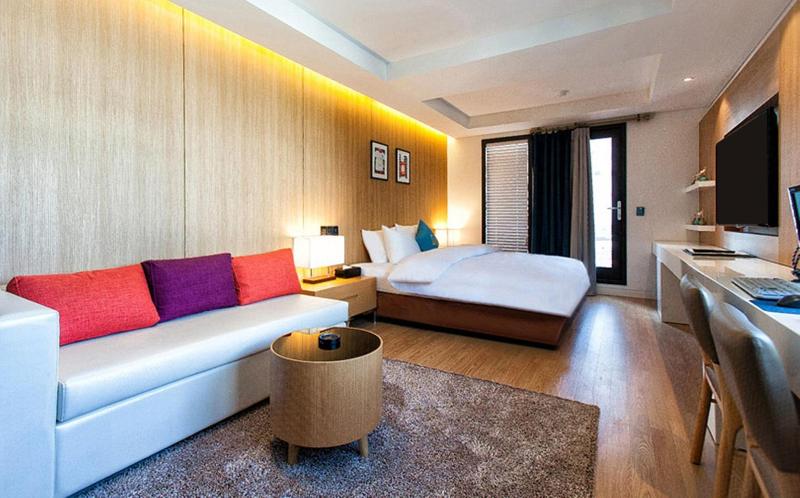 Golden Hotel image