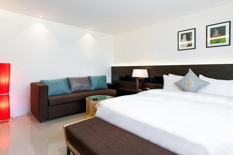 Golden Hotel image