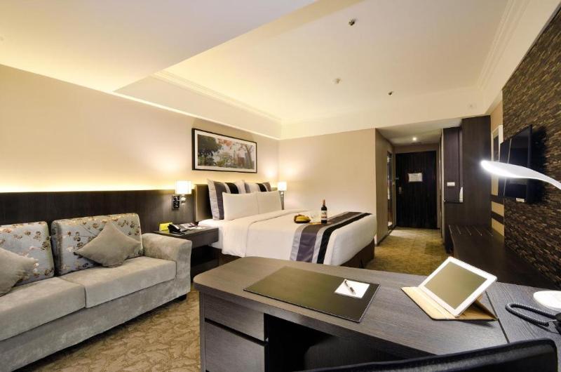 Guide Hotel Kaoshiung Liuhe image