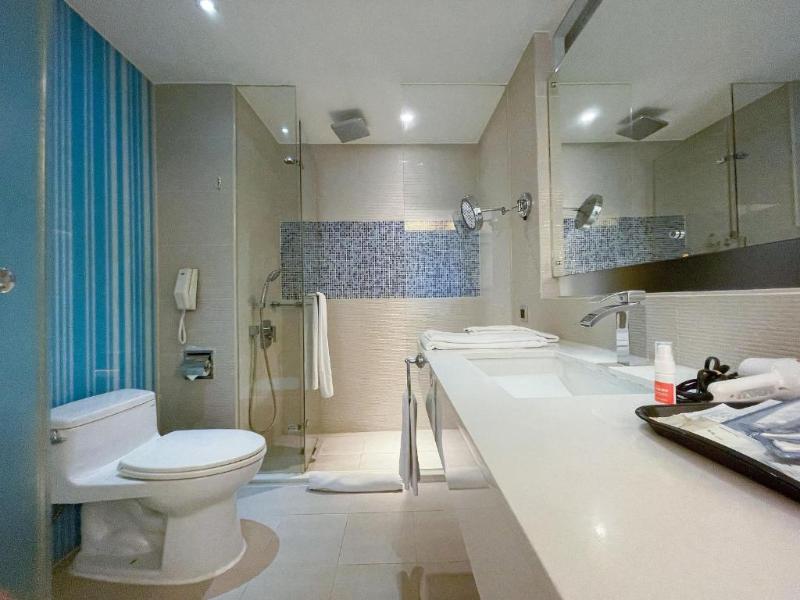 Guide Hotel Kaoshiung Liuhe image