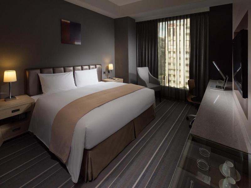 Urban Hotel 33 image