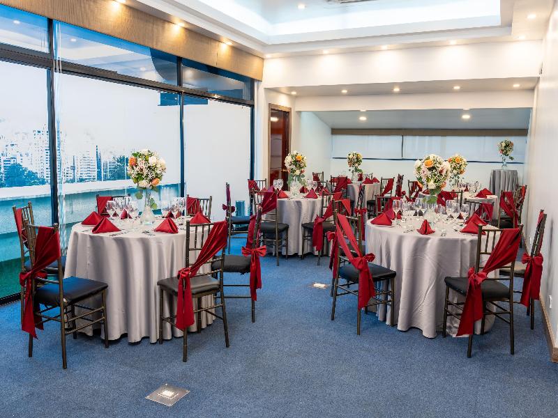 Wyndham Garden Quito image