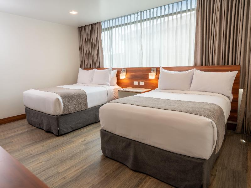 Wyndham Garden Quito image