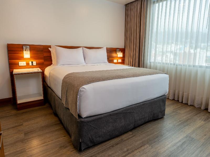 Wyndham Garden Quito image