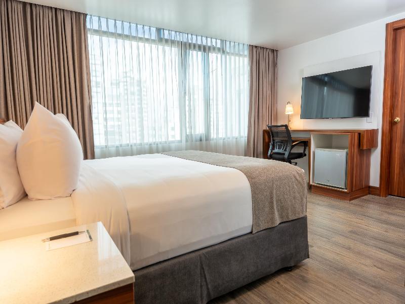 Wyndham Garden Quito image