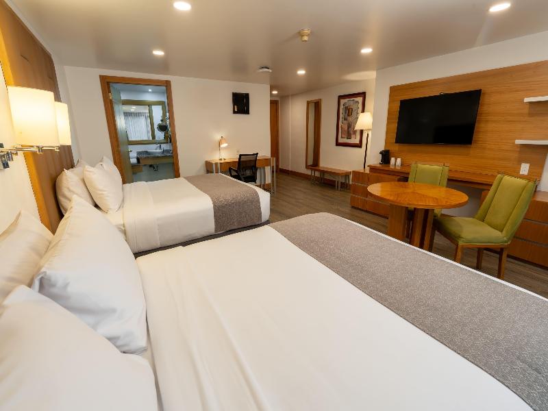 Wyndham Garden Quito image