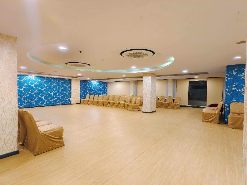 The Oasis Hotel image