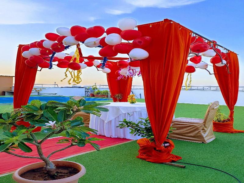 The Oasis Hotel image