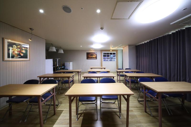 The Hotel Yeongjong Incheon Airport image
