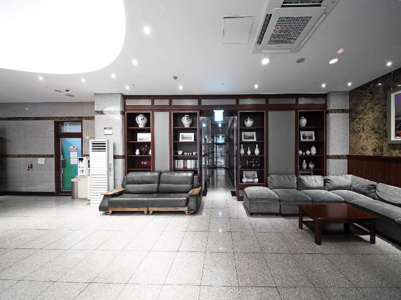 The Hotel Yeongjong Incheon Airport image