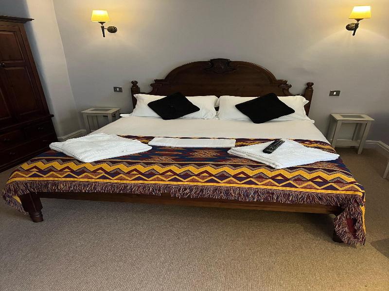 The George Hotel image