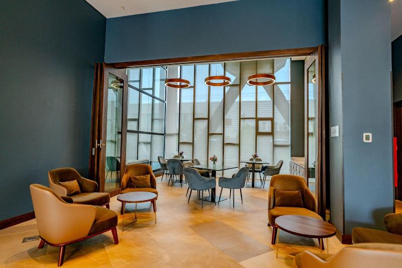 Courtyard by Marriott Santiago Airport image