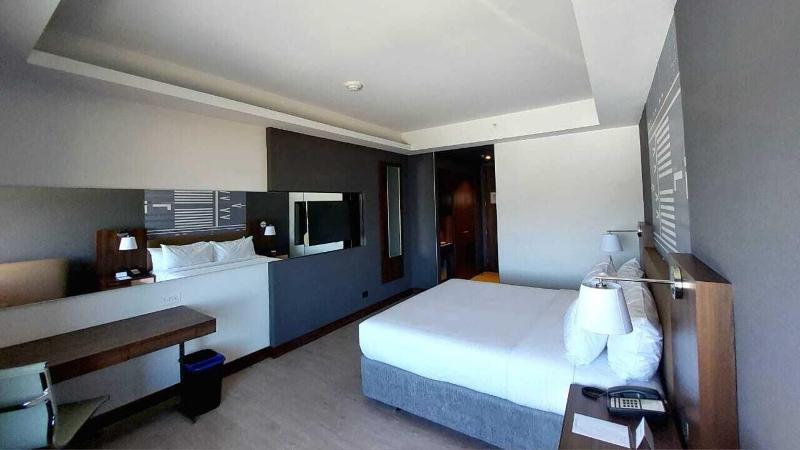 Courtyard by Marriott Santiago Airport image