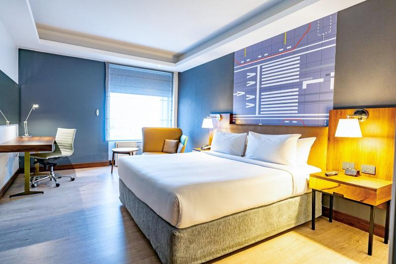 Courtyard by Marriott Santiago Airport image