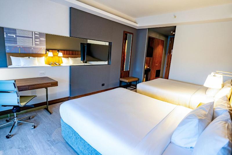 Courtyard by Marriott Santiago Airport image