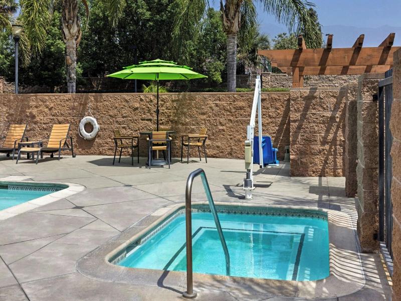 Four Points by Sheraton Ontario-Rancho Cucamonga image