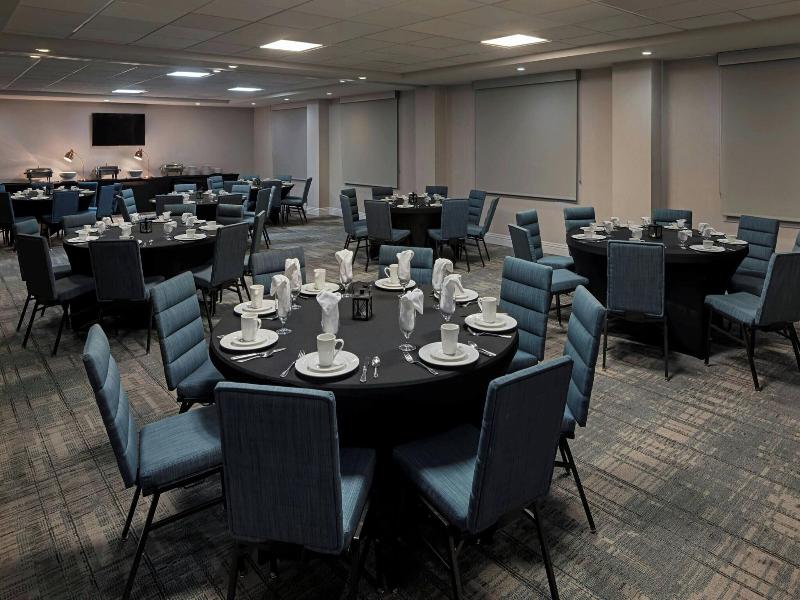 Four Points by Sheraton Ontario-Rancho Cucamonga image