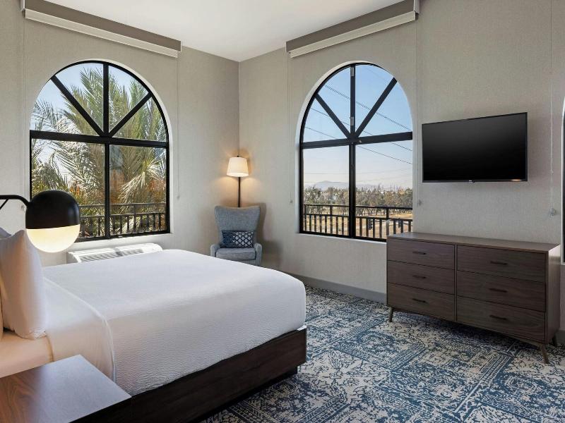 Four Points by Sheraton Ontario-Rancho Cucamonga image