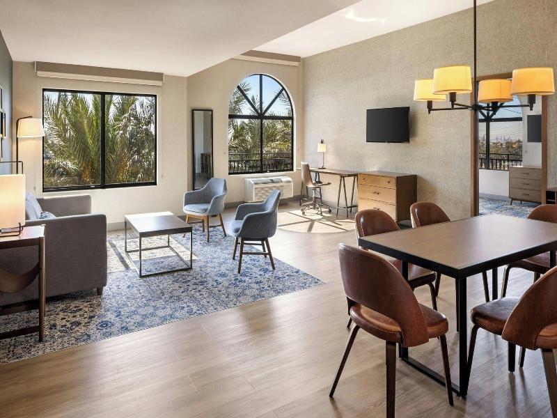 Four Points by Sheraton Ontario-Rancho Cucamonga image