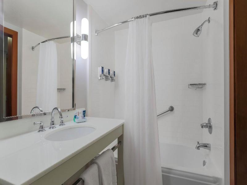 Four Points by Sheraton Ontario-Rancho Cucamonga image