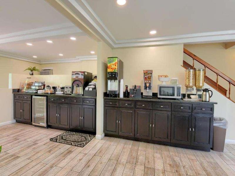 Knights Inn Boston/Danvers image