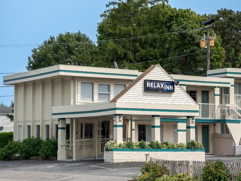 Super 8 By Wyndham W Yarmouth Hyannis/Cape Cod image