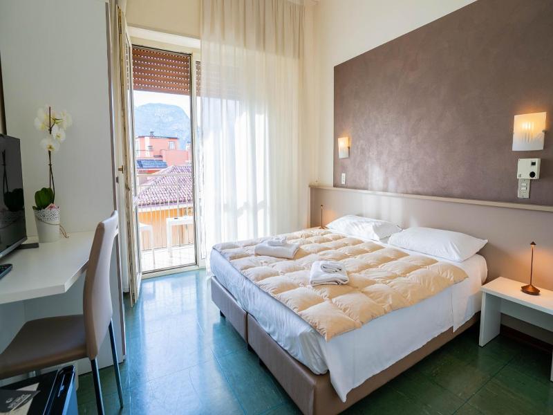 Hotel Sorriso image