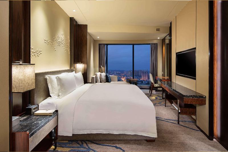 Doubletree By Hilton Anshun image