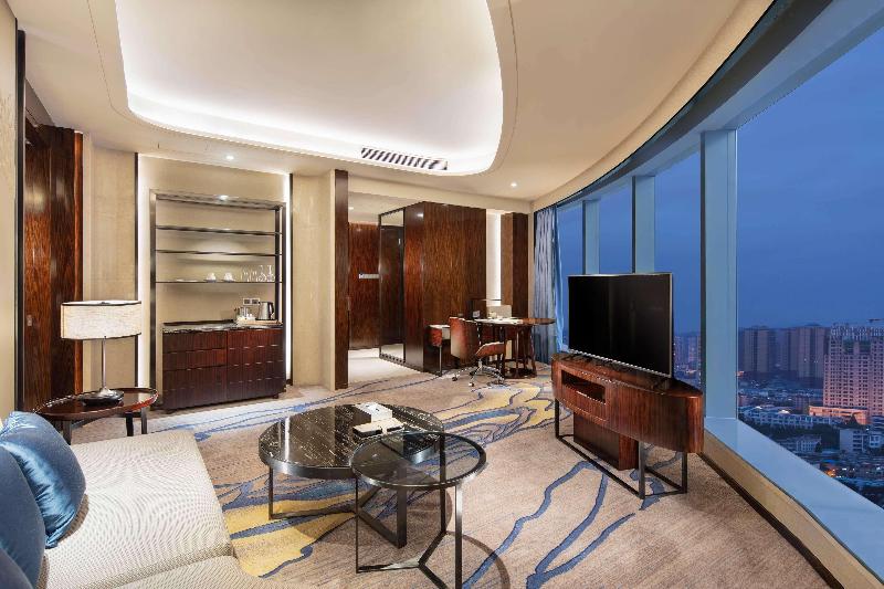 Doubletree By Hilton Anshun image