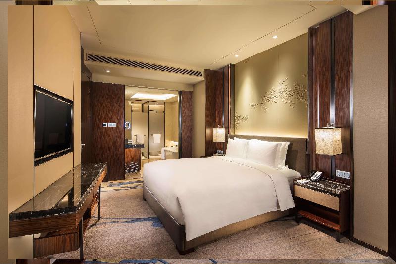 Doubletree By Hilton Anshun image
