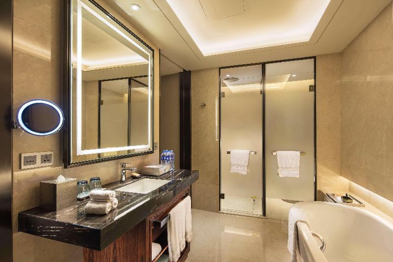 Doubletree By Hilton Anshun image