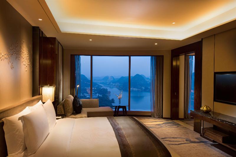 Doubletree By Hilton Anshun image
