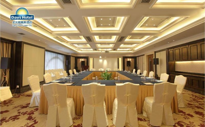 Days Hotel by Wyndham Logan City Huizhou image