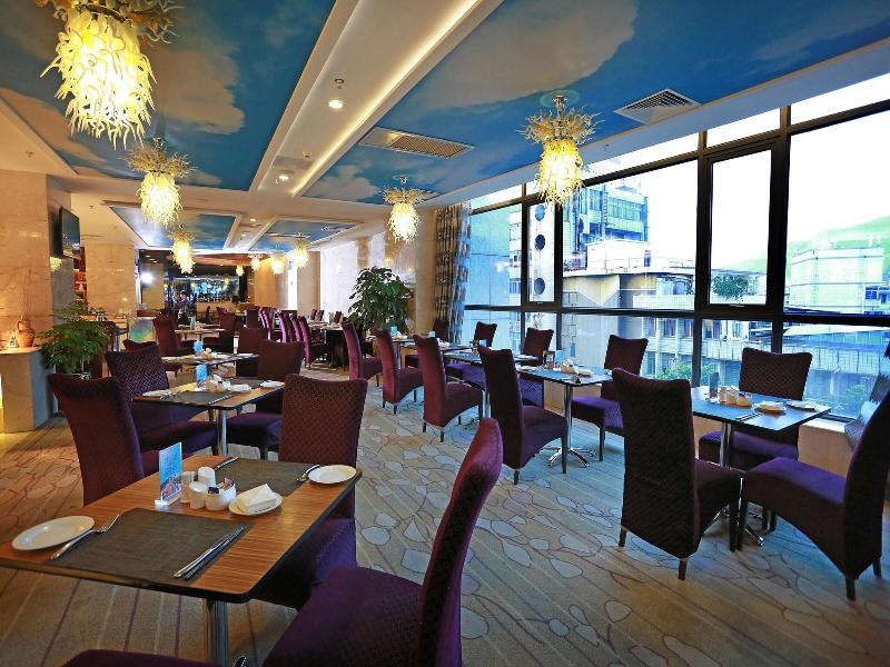 Ramada By Wyndham Longyan
