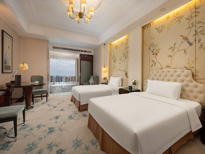 Ramada Plaza by Wyndham Qiandeng Kunshan image