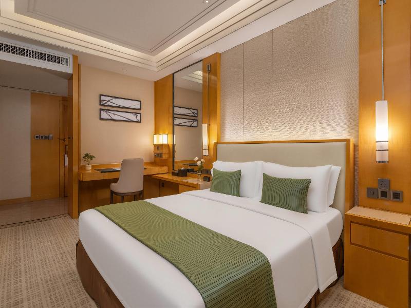 Ramada Plaza by Wyndham Qiandeng Kunshan image