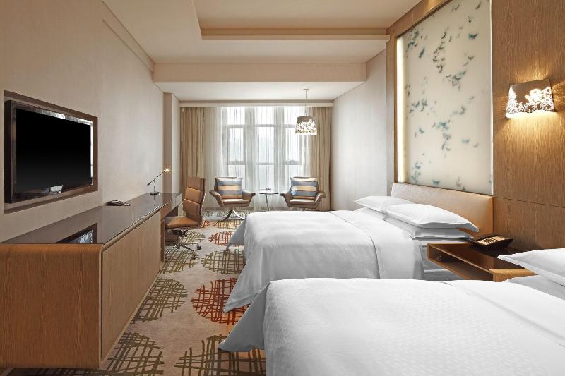 Four Points By Sheraton Luohe image