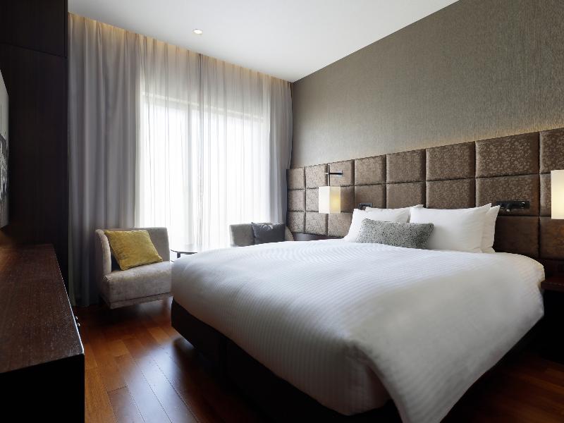 Mitsui Garden Hotel Osaka Premier image