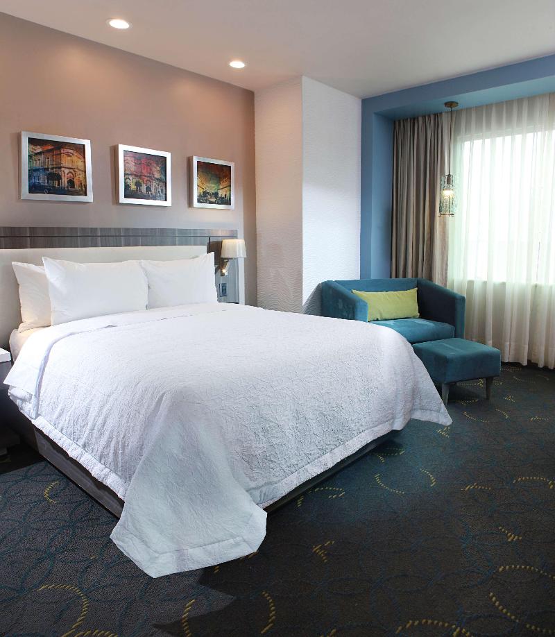 Hotel en promoción Hampton Inn & Suites by Hilton Aguascalientes Airp