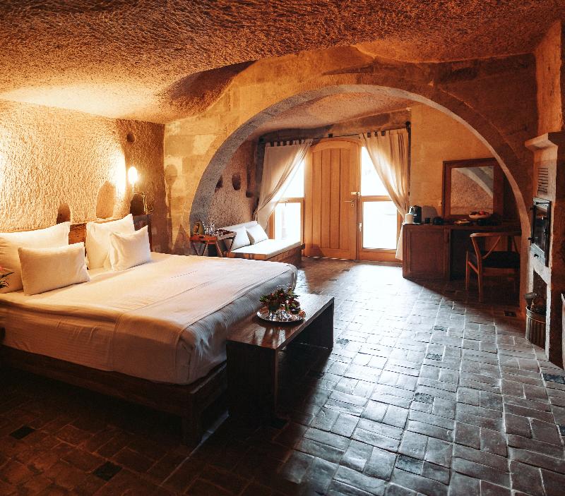 Millstone Cave Suites