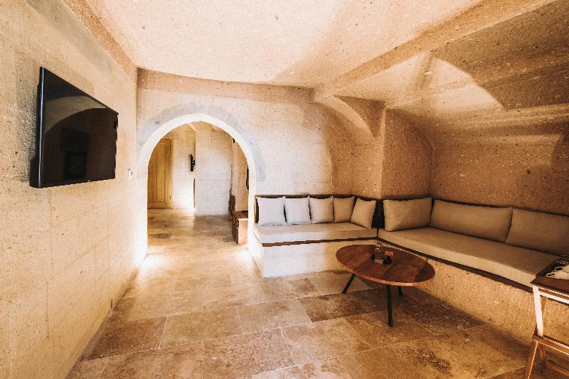 Millstone Cave Suites