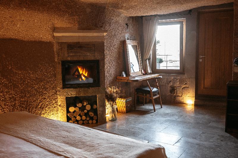 Millstone Cave Suites