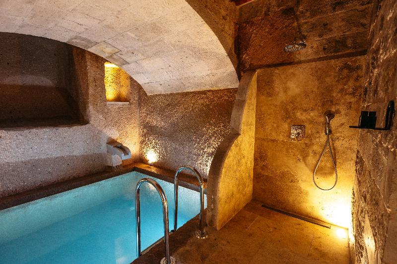 Millstone Cave Suites