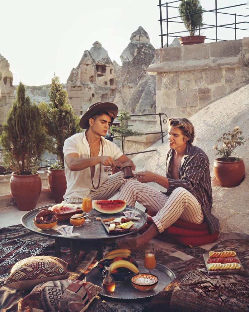 Artemis Cave Suites image