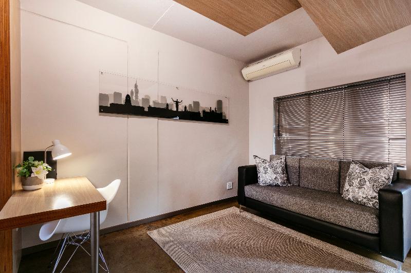 Akanani Apartments image