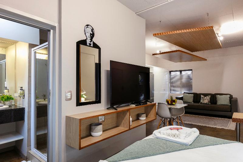 Akanani Apartments image