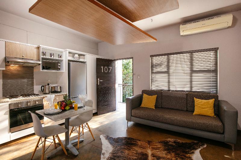 Akanani Apartments image