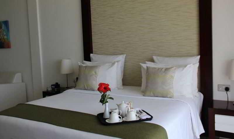 Best Western Plus Peninsula Hotel image