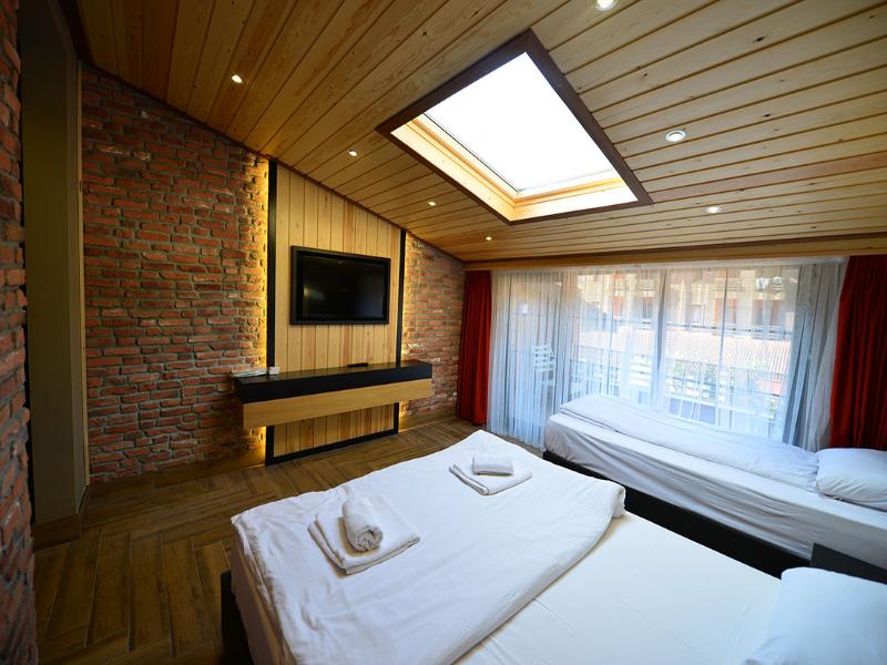 İnanlar Deluxe Hotel image