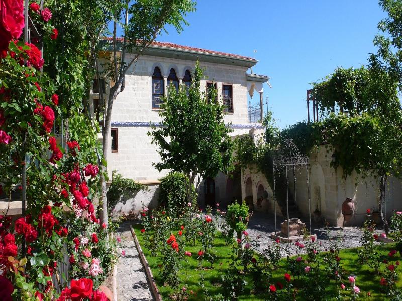 Gul Konaklari-Sinasos